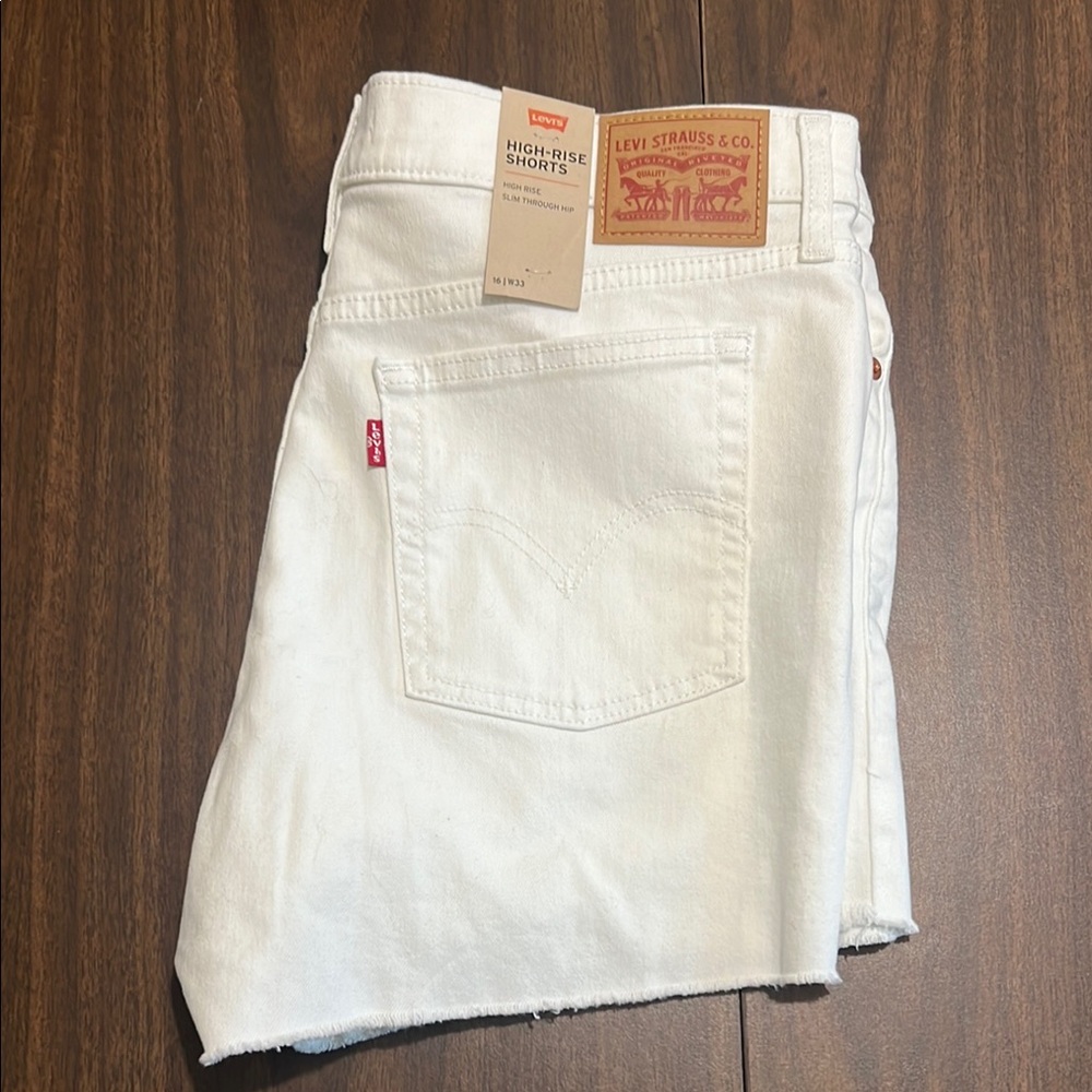Levi’s White Denim Shorts